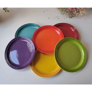 จานสีเย็น le creuset จานสีรุ้ง จานพอร์ซเลน 6 ชิ้นรวมกันในครัวเรือนจานผักจานแบน 18cm