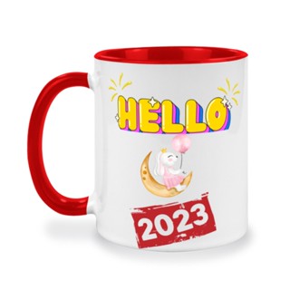 แก้วเซรามิคแบบทูโทน กรีนรูปภาพน่ารัก, สกรีนข้อความ Hello 2023, ของขวัญสำหรับวันปีใหม่,ของขวัญสำหรับวันพิเศษ