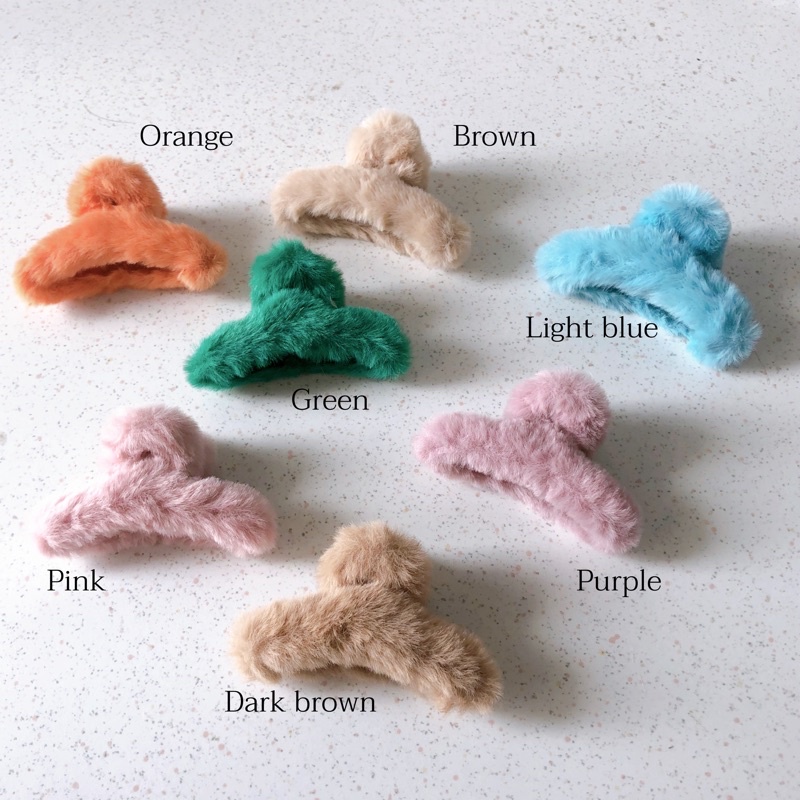 Mini fuffy hairclips Size 5 cm