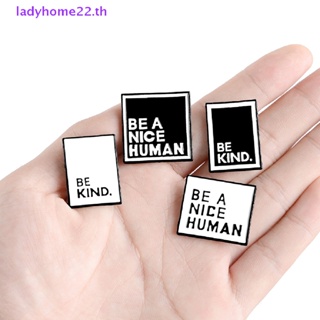 Doulady Enamel Pins ที่กําหนดเองสีดําสีขาวเข็มกลัด Lapel Pin Shirt Badge Jewelry TH