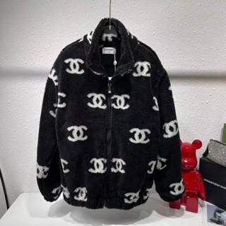 CHANEL CC ALL OVER LOGO FUR JACKET เสื้อคลุมตัวนอก แจ็คเก็ตขนนุ่ม แบรนด์ชาแนล สัญลักษณ์ตัวหนังสือโลโก้ double C