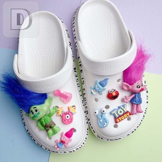 🔥จิ๊บบิทตัวติดรองเท้ามีรู รูปแบบการ์ตูน ตัวติดรองเท้า crocs DIY ตุ๊กตาติดรองเท้า  ตกแต่งสวยงาม สไตล์น่ารัก