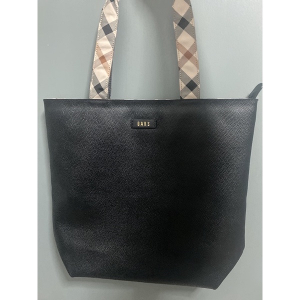 กระเป๋า tote bag ของ Daks ของแท้ 100% สภาพใหม่ use like new