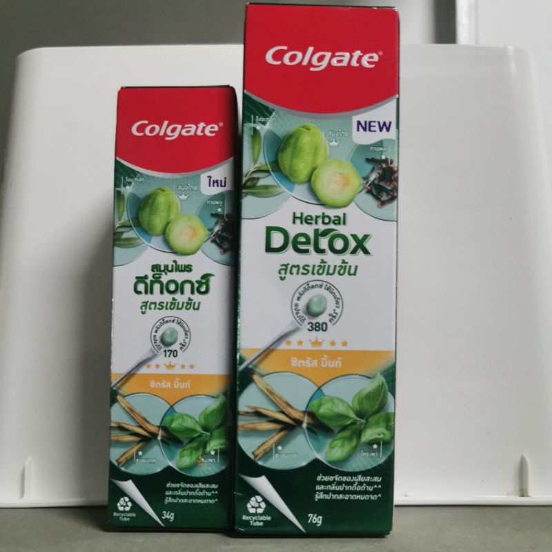 Colgate คอลเกต ยาสีฟัน สมุนไพรดีท๊อก สูตรเข้มข้น ซิตรัส มิ้นท์ 34 กรัม Exp.03/2025