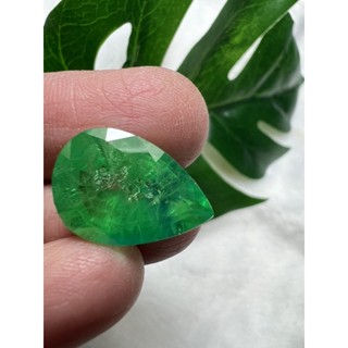 Lab created columbian emerald 15 carats 18x13mm 1 pieces