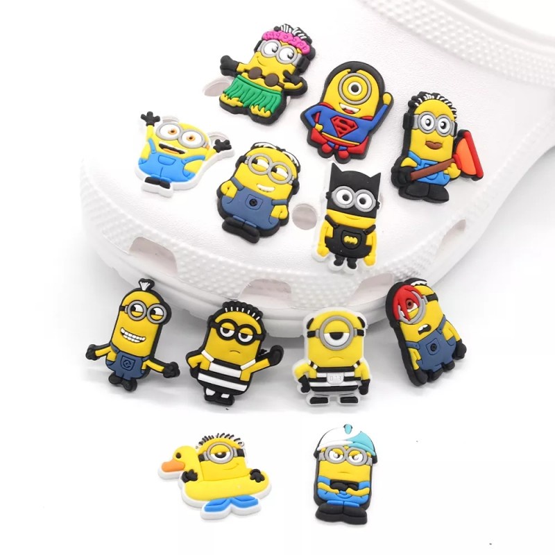 น่ารัก Minion jibbits อะนิเมะ Minions รองเท้า Charm แว่นตาดําน้ํา Jibbits สําหรับออกแบบ Batman ออกแบบ Jibitz สําหรับเด็กรองเท้าอุปกรณ์เสริมตกแต่ง