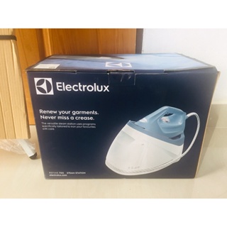 เตารีดแรงดันไอน้ำ Electrolux รุ่น E7SS1-40DB มือหนึ่ง