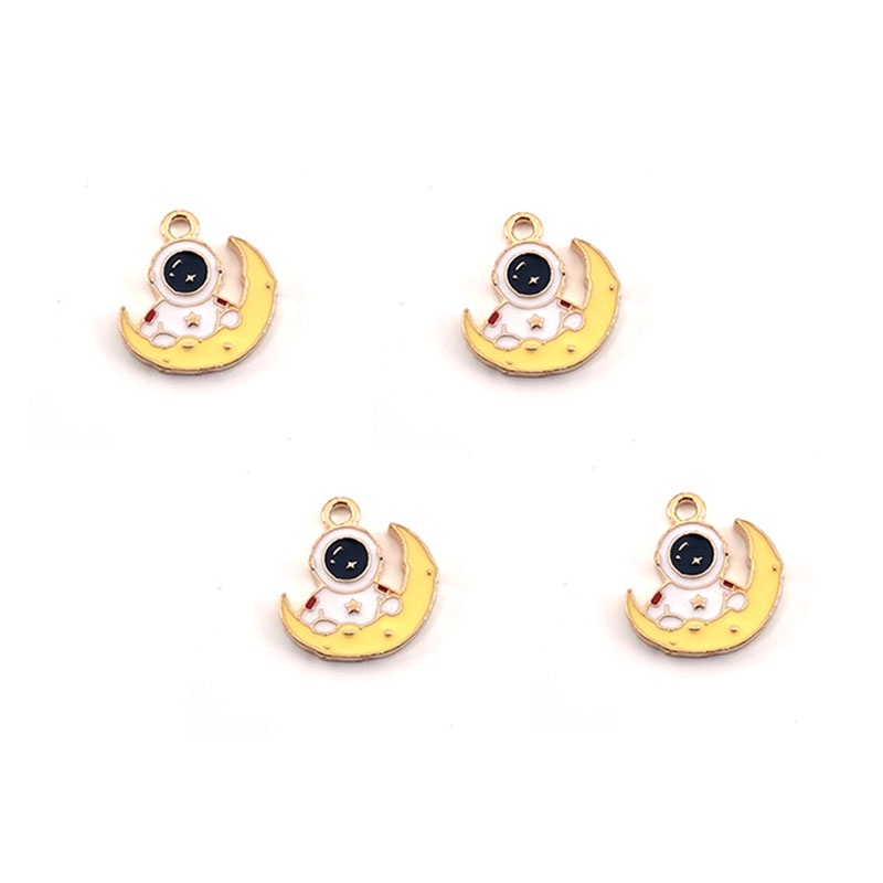4 ชิ้น / ล็อต นักบินอวกาศ จรวดหยดน้ํามัน โลหะผสม เครื่องประดับสร้อยคอ DIY พวงกุญแจ ต่างหู จี้ 4 ชิ้น / ล็อต