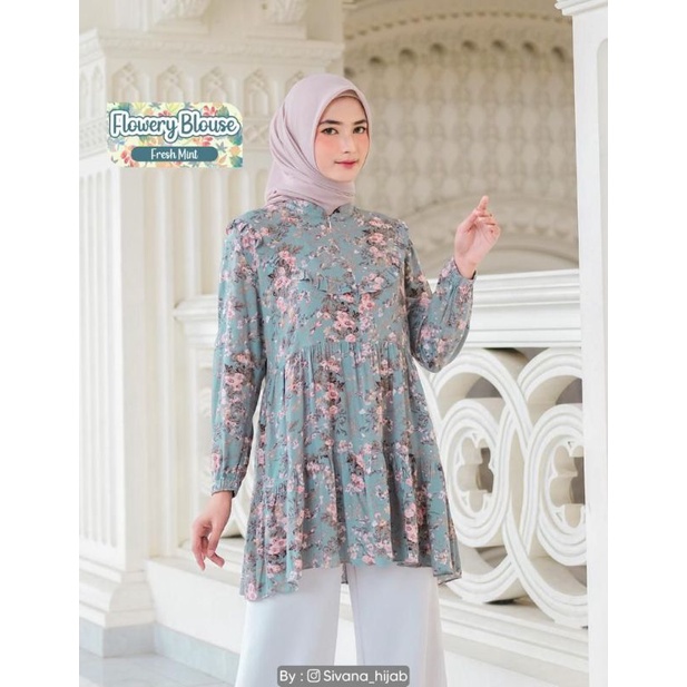 เสื้อ Flowery by Sivana