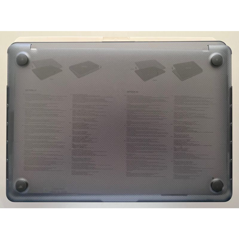 Incase 13” Hardshell Case for MacBook pro #3