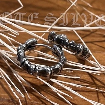ต่างหูห่วง ลายข้อกระดูก Bone Earrings Sterling Silver 925 NSER2798