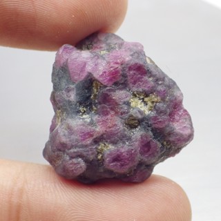 พลอย ก้อน รูบี้ ทับทิม ดิบ ธรรมชาติ แท้ ( Natural Unheated Ruby Tanzania ) หนัก 73.97 กะรัต