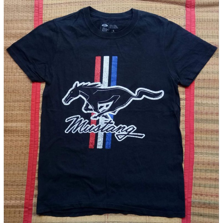เสื้อโปรโมท Ford Mustang made in Honduras