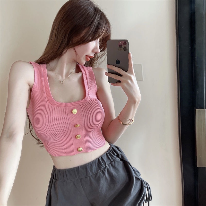 เสื้อกล้ามไหมพรมน่ารัก แขนสัน เสื้อกล้าม คอกว้าง ไหมพรมร่อง กระดุมทอง