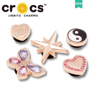 Crocs jibbizt จี้กระดุมโลหะ สีชมพู และสีทอง 5 แพ็ค