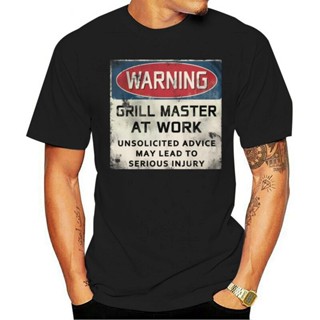 เสื้อยืดแฟชั่นผู้ชาย เตือน! เสื้อยืด พิมพ์ลาย Grill Master At Work - Warning Unsolicited Tagless สําหรับผู้ชาย