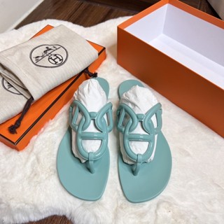 Kept unused ‼️ H e r m e s beach sandals size 38 (พื้นประมาน 23 cm) สีฟ้า น่ารักมากค่า สภาพใหม่ ไม่เคย