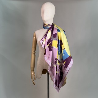 Guy Laroche Scarf : ผ้าพันคอ Pink Yellow Printing (GR56LP)