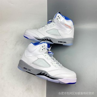 รองเท้าผ้าใบ Air Jordan 5 สีขาว สีดํา สไตล์ย้อนยุค โปรโมชั่น ECHU