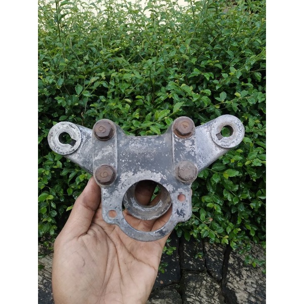 Yamaha l2g สามเหลี่ยมบน, คอนแทคเลนส์yamaha l2g ดั้งเดิม