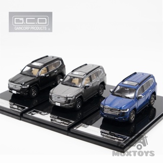 โมเดลรถยนต์ GCD 1:64 Toyota LAND CRUISER LC300 Streetcars สีเทา สีฟ้า