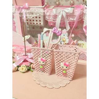 ตะกร้าเครื่องเขียนลายสตอเบอร์รี่สีชมพู