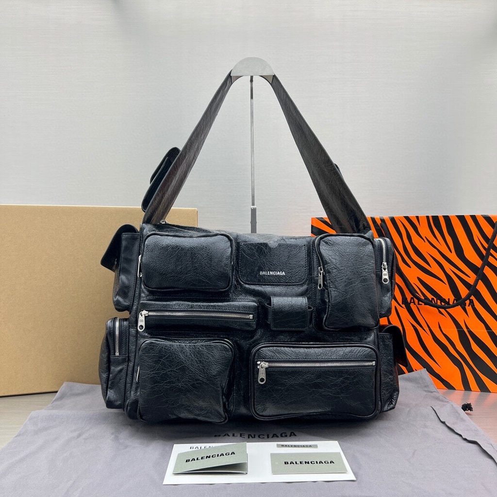 พรี​ ราคา14700 Balenciaga  Superbusy 92758 หนังแท้ กระเป๋าแฟชั่น กระเป๋าสะพายข้าง กระเป๋าสะพายไหล่ size:37.5*28*14.5cm