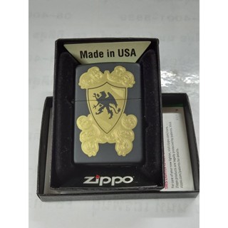 ZIPPO 28793 ROYAL GRIFFIN BLACK MATTE ผลิตปี2014 สีดำเมทาลิค ลายแบบเลเซอร์ลงเนื้อ ของใหม่ไม่ผ่านการใช้งาน มาพร้อมกล่อง ร