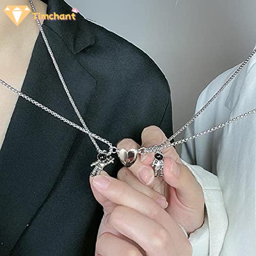 [แนะนํา] 1คู่สร้างสรรค์นักบินอวกาศจี้สร้อยคอ/หัวใจรักแม่เหล็กเสน่ห์สร้อยคอ/สร้อยคอกระดูกไหปลาร้าหรูหรา/บุคลิกภาพยอดนิยมสร้อยคอเค้นคอ