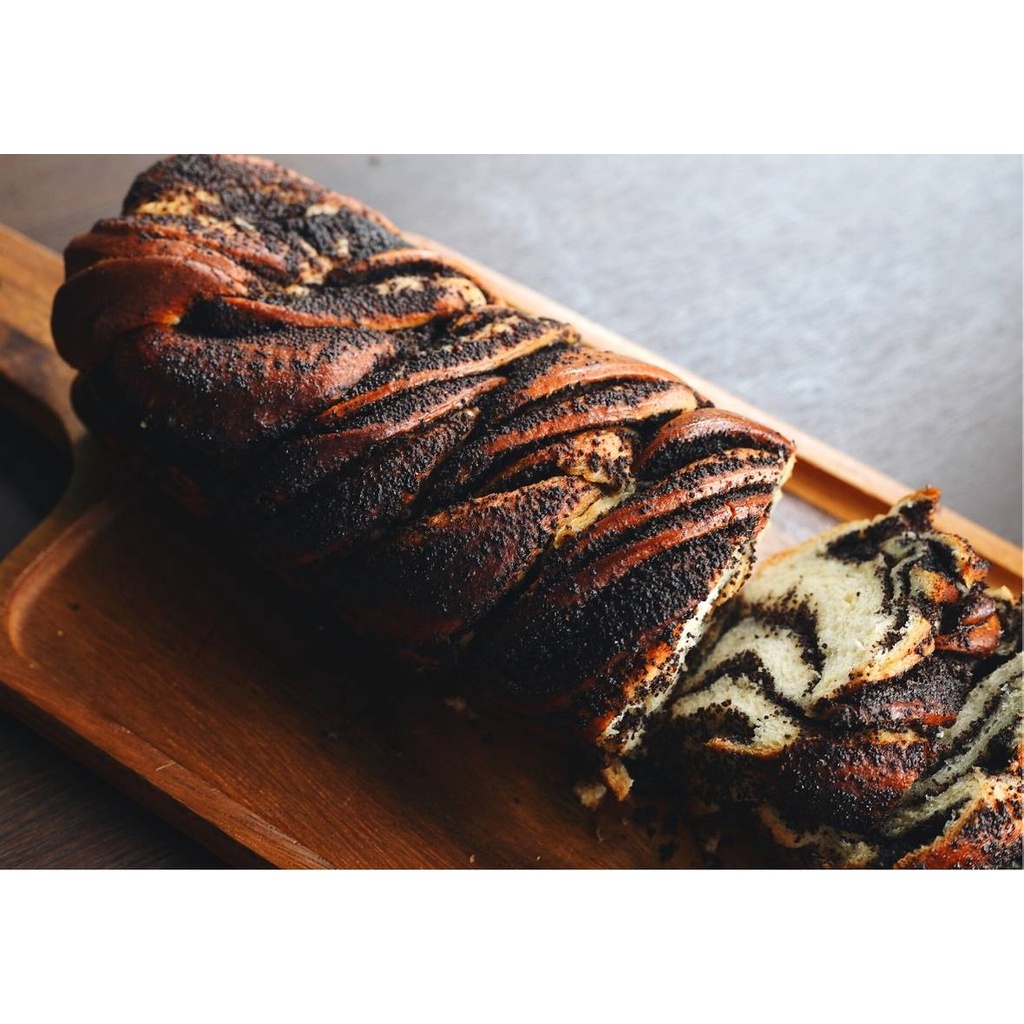 Babka Poppyseed Yeast Cake - บับก้าผสมเม็ดป๊อปปี้