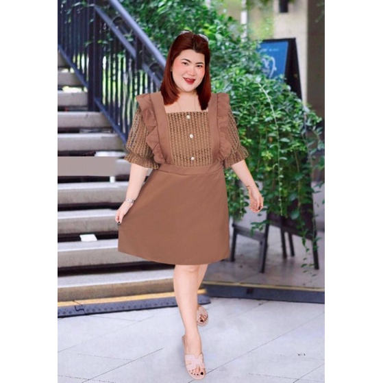 225.R ชุดเดรสสาวอวบ ชุดออกงานสาวอวบ แต่งลูกไม้ระบายข้าง กระดุมมุก - รูปที่ 2