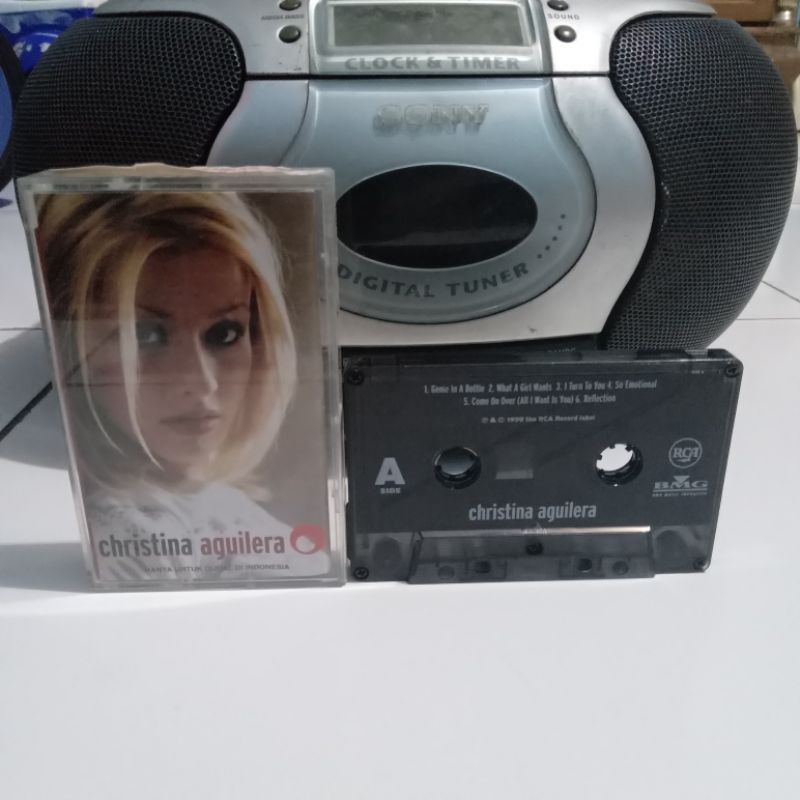 Christina Aguierra Tape Cassette - Genie In A Bottle