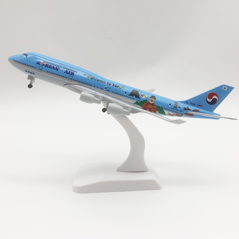 [20cm] สินค้ามาใหม่ Korean B747 ทำด้วยเหล็ก มีล้อและขาตั้งโชว์ให้ สวย งานคุณภาพ SCALE1:300 - ของเล่น