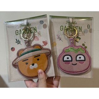 พร้อมส่ง พวงกุญแจพร้อมกระจก KAKAO FRIENDS (Ryan) (APEACH)