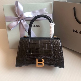 พร้อมส่ง New Balenciaga Hourglass small top handle bag(Ori)