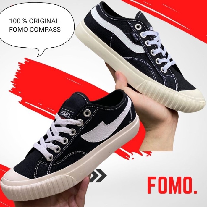 Fomo Compass North School Shoes 100% ORIGINAL (SHORT)