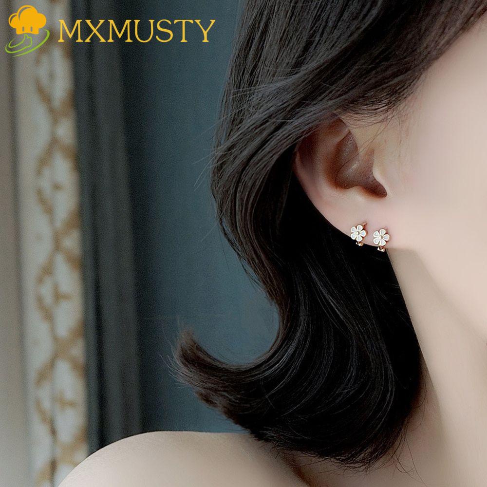 Mxmusty เครื่องประดับต่างหูห่วงกระดุมลายดอกไม้สีเงินสไตล์เกาหลีแฟชั่นสตรี E053
