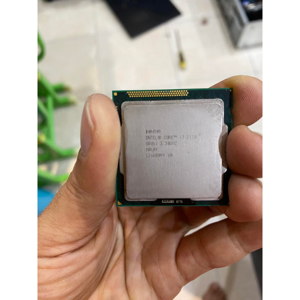 CPU Core i3, I5 < socket 1155