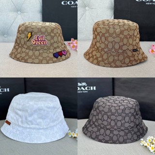 🎀 (สด-ผ่อน) หมวก COACH Evil Queen CC406 น้ำตาลลาย (56) C9121 ขาว (54-58) CB707 ดำ C7982 ดำ (58) Bucket Hat C2714 KP