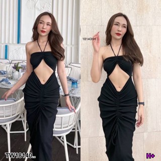 J18140 เดรสยาว เข้ารูป สายคล้องคอ Long dress, form-fitting, halter neckline