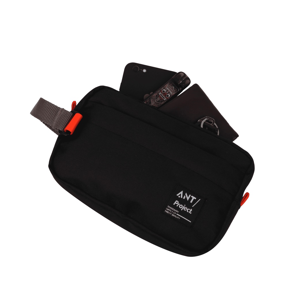 ANT PROJECT - Clutch Bag LINEAR BLACK - กระเป๋าเก็บของ