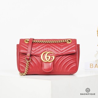 GUCCI MARMONT FLAP 26 RED CHEVRON GHW