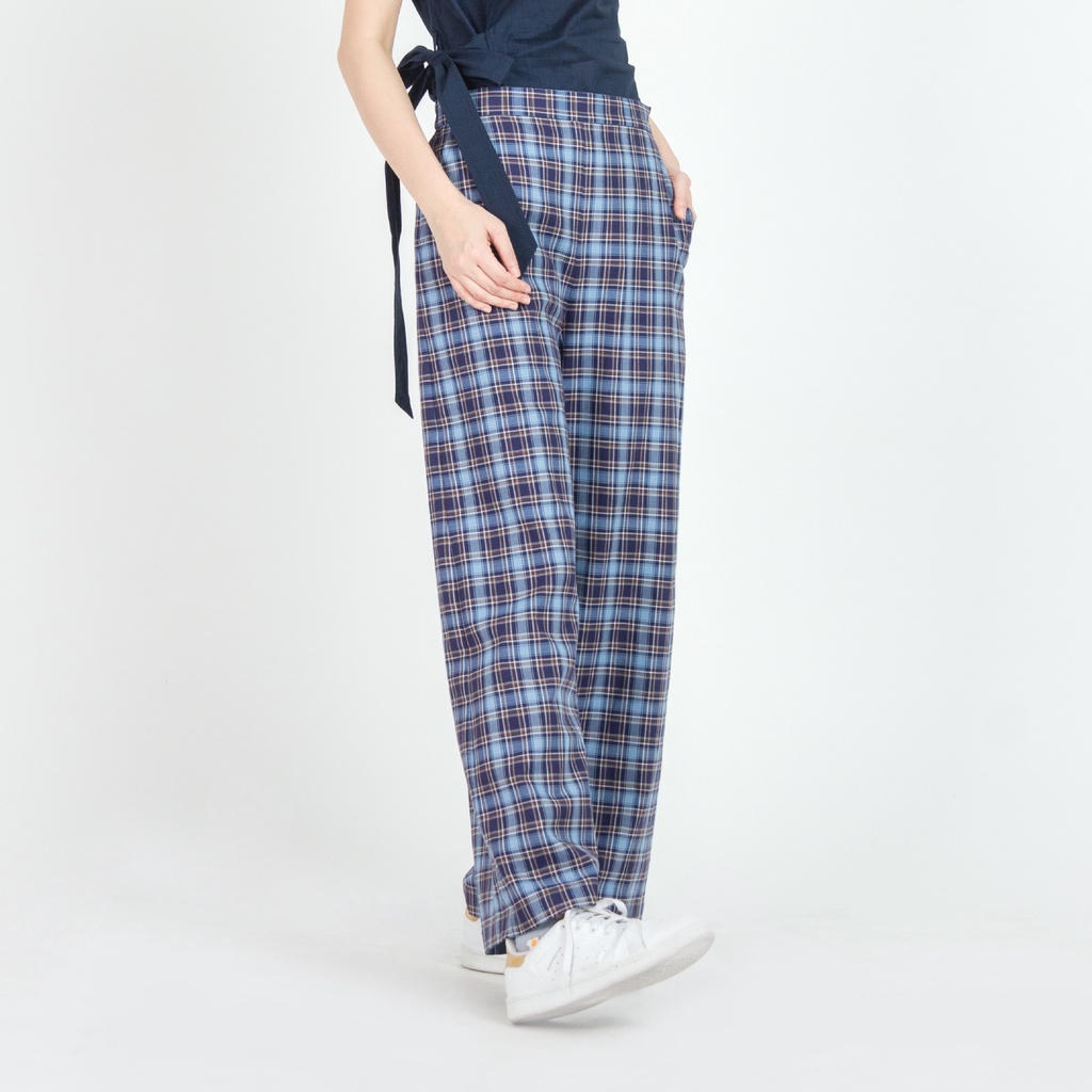 C&D Cotton Pants ซีแอนด์ดี Pants กางเกงขายาวทรงขากระบอกใหญ่ ลายตารางสีฟ้า เนื้อผ้าคอตตอน (CU97NV)