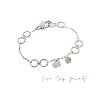 Fyne Fories Love Song Bracelet ♡ สร้อยข้อมือ สายลายวงกลมต่อกัน ห้อยหัวใจและหิน grey agate ♡ fynefories