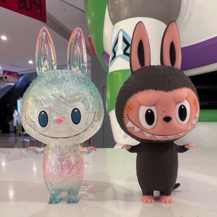 【ของแท้】ตุ๊กตาฟิกเกอร์ Popmart Zimomo V4 Series LABUBU The Little Monsters ขนาดเล็ก สําหรับเก็บสะสม