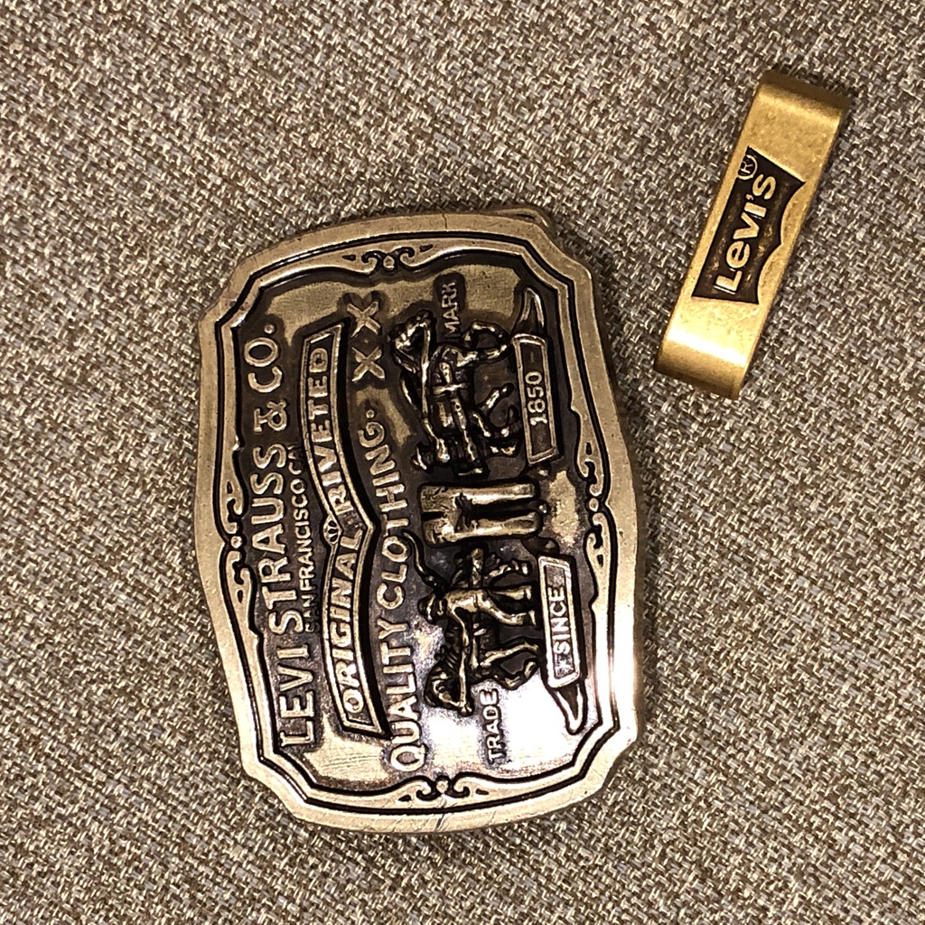 หัวเข็มขัดลีวายส์ Livi's Buckle แถมฟรีห่วง