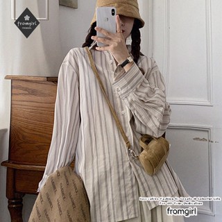 เสื้อเชิ้ตแขนยาว คอวี แต่งกระดุมสองแถว ลายทาง