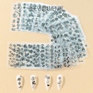 #4 &gt;สุ่ม&lt; 1ชิ้น  30แบบสติ๊กเกอร์ติดเล็บ สีดำและขาว ผีเสื้อ&amp;หัวใจ 3D