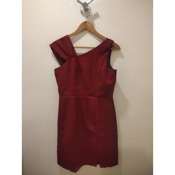 ส่งต่อ Zoey dress เดรสออกงาน ของร้าน pastel time