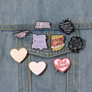 เข็มกลัด Feminist love lapel pin เป็นเข็มกลัดผู้หญิง ของขวัญสําหรับเพื่อน เสื้อผ้า เครื่องประดับ